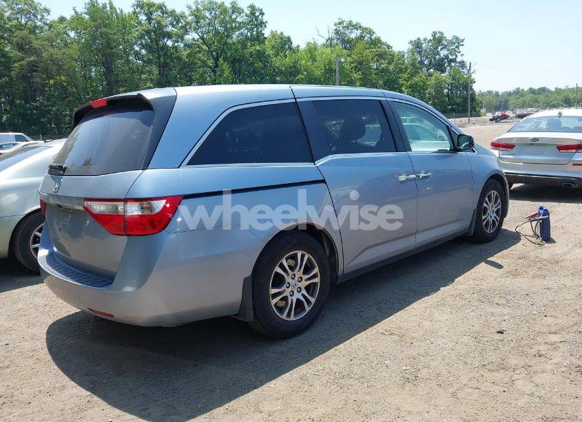Photo 4 of 2011 Honda Odyssey EX-L (VIN 5FNRL5H60BB051135)