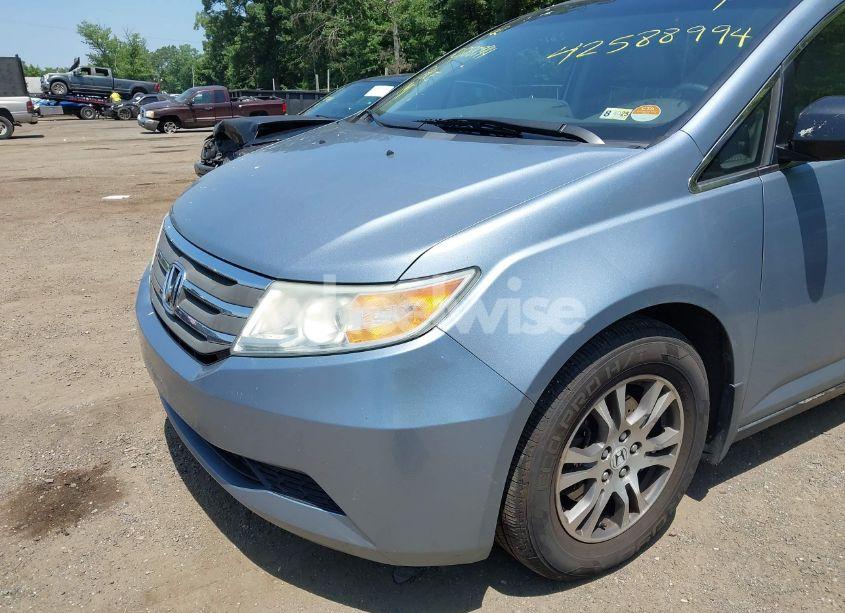 Photo 6 of 2011 Honda Odyssey EX-L (VIN 5FNRL5H60BB051135)