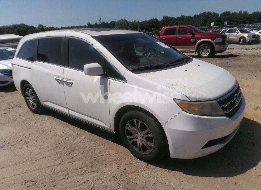 2011 Honda Odyssey EX-L (VIN 5FNRL5H60BB060093) main photo