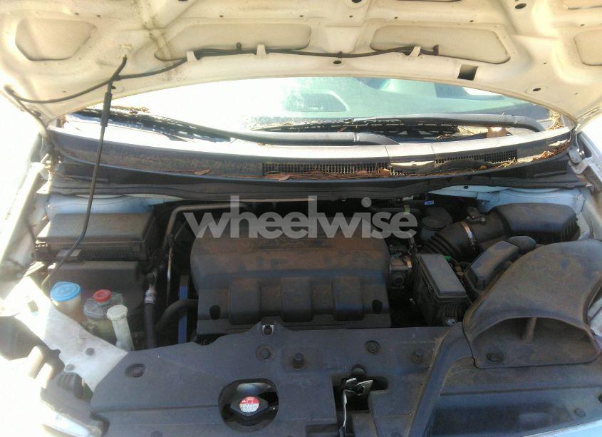 Photo 10 of 2011 Honda Odyssey EX-L (VIN 5FNRL5H60BB060093)