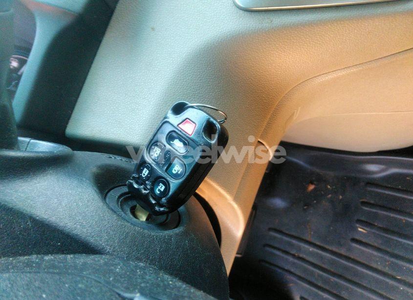 Photo 11 of 2011 Honda Odyssey EX-L (VIN 5FNRL5H60BB060093)