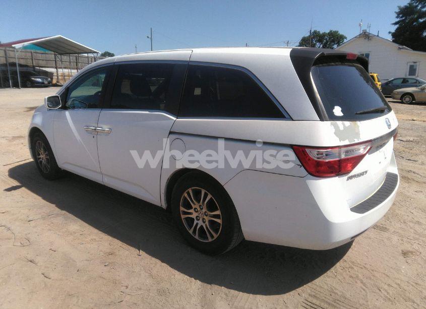 Photo 3 of 2011 Honda Odyssey EX-L (VIN 5FNRL5H60BB060093)