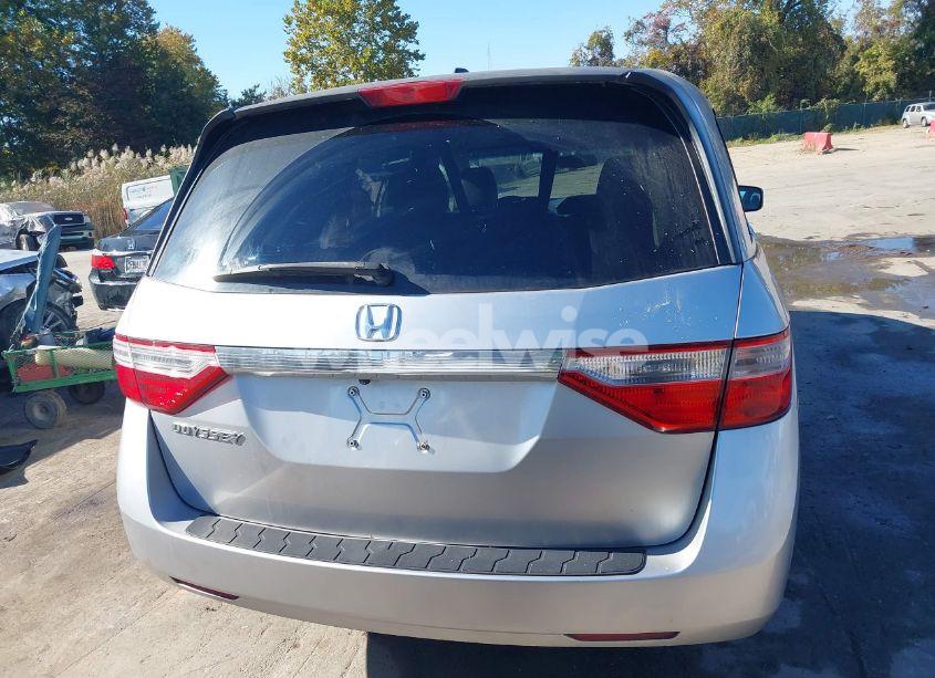 Photo 16 of 2011 Honda Odyssey EX-L (VIN 5FNRL5H60BB091649)