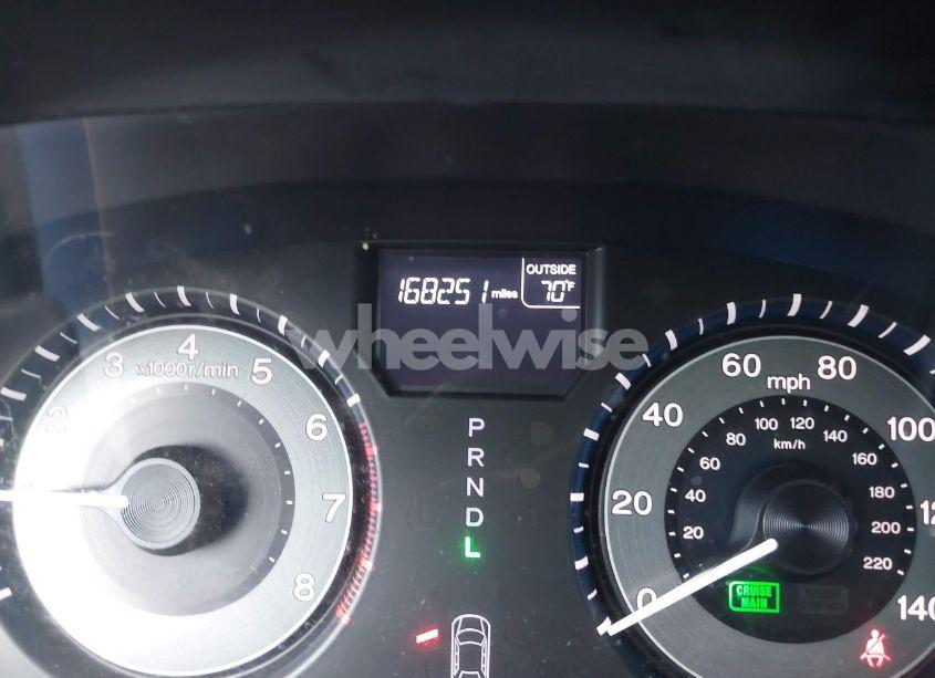 Photo 15 of 2011 Honda Odyssey EX-L (VIN 5FNRL5H60BB098696)