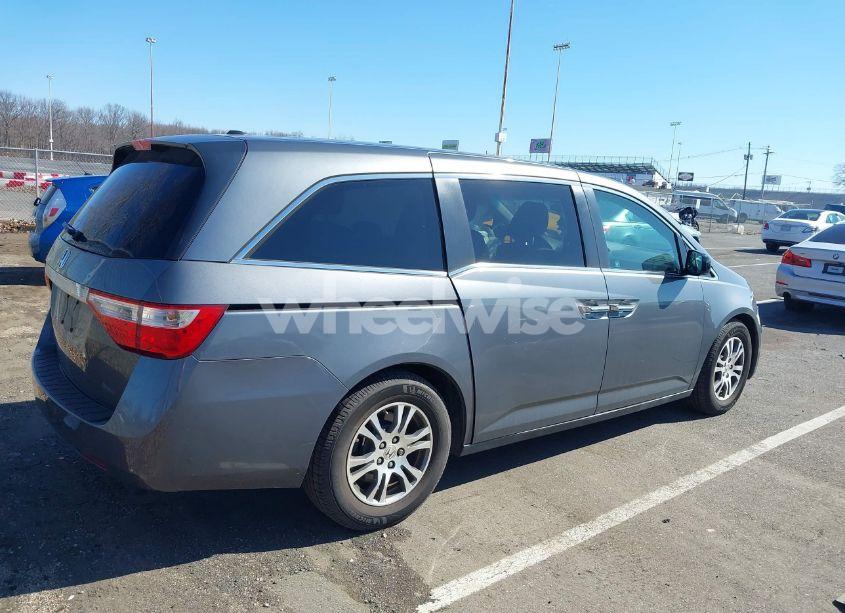 Photo 4 of 2011 Honda Odyssey EX-L (VIN 5FNRL5H60BB103430)