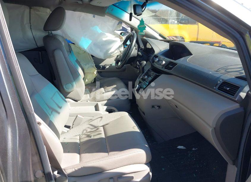 Photo 5 of 2011 Honda Odyssey EX-L (VIN 5FNRL5H60BB103430)