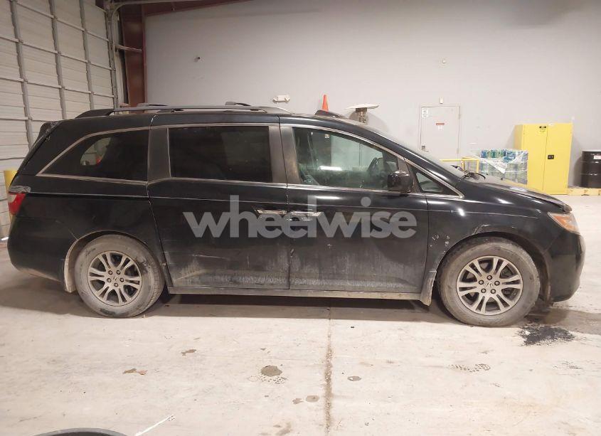 Photo 13 of 2012 Honda Odyssey EX-L (VIN 5FNRL5H60CB010392)