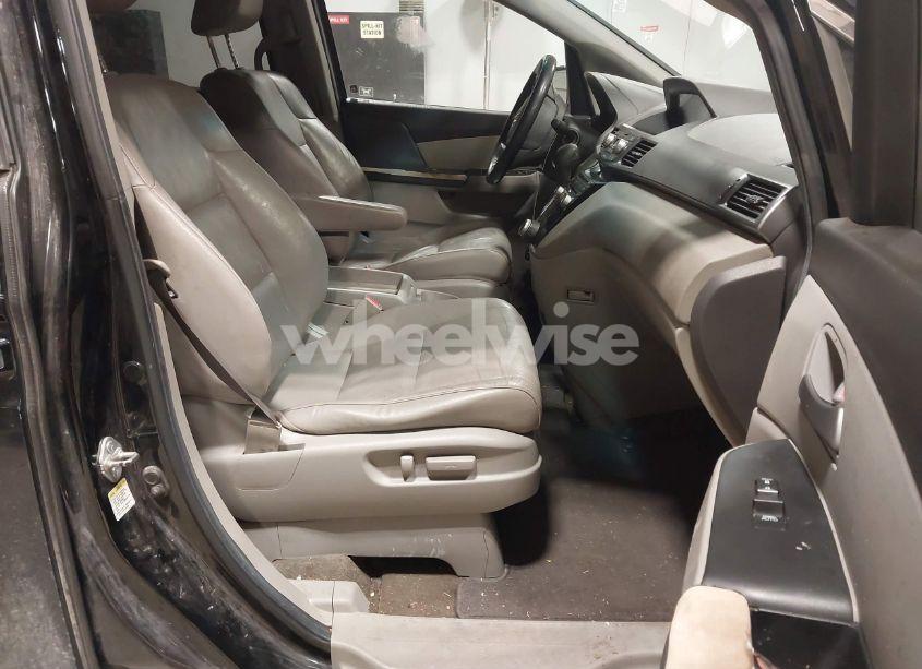 Photo 5 of 2012 Honda Odyssey EX-L (VIN 5FNRL5H60CB010392)