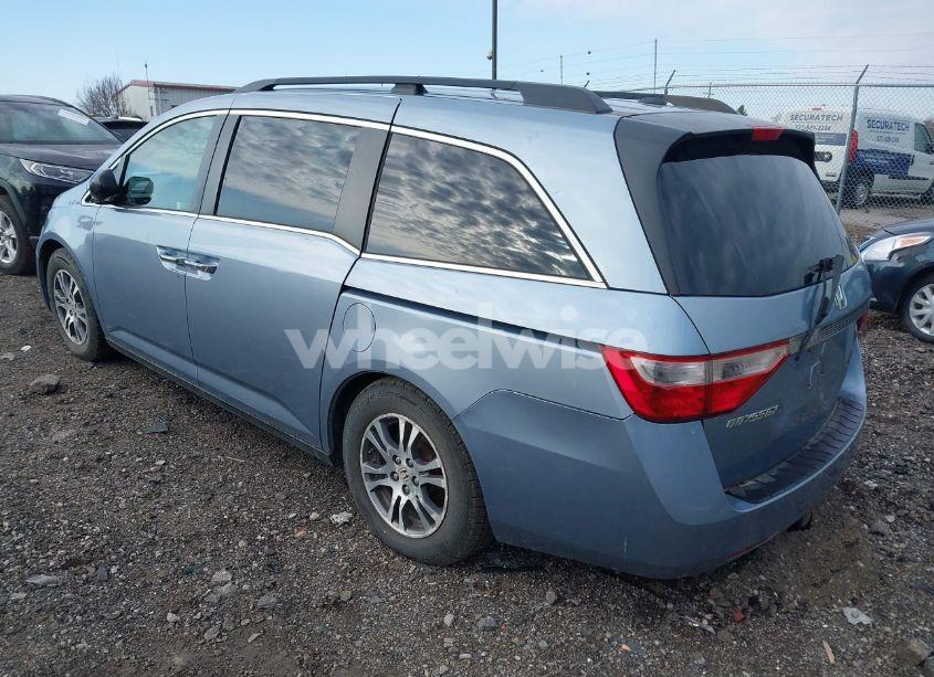 Photo 3 of 2012 Honda Odyssey EX-L (VIN 5FNRL5H60CB051959)