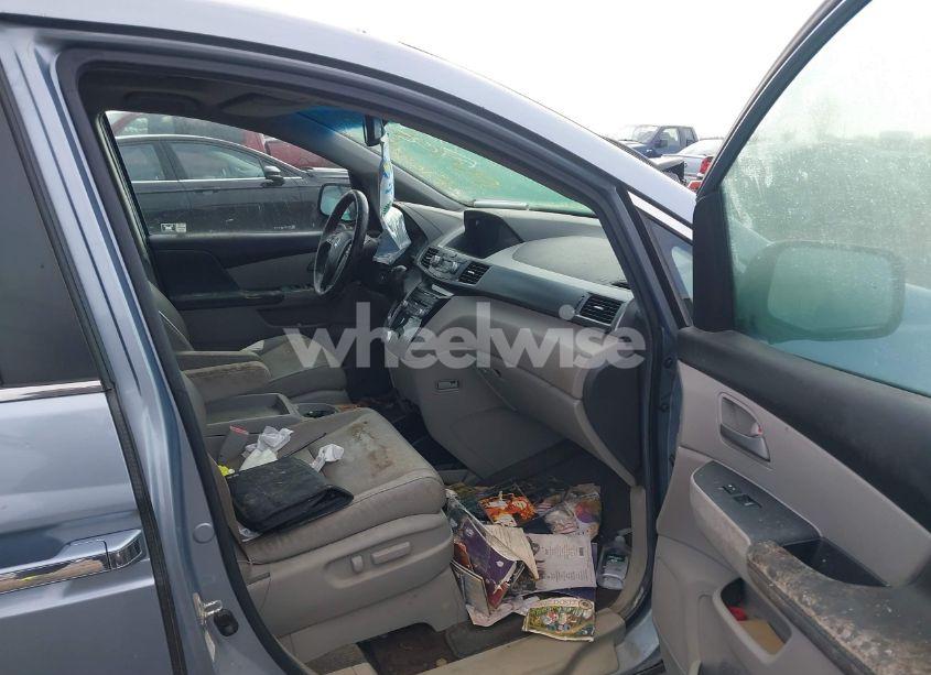 Photo 5 of 2012 Honda Odyssey EX-L (VIN 5FNRL5H60CB051959)