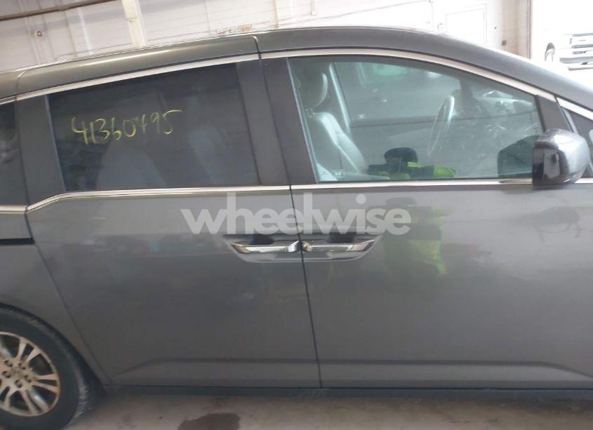 Photo 13 of 2012 Honda Odyssey EX-L (VIN 5FNRL5H60CB056577)