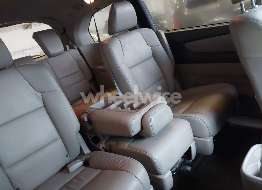 Photo 8 of 2012 Honda Odyssey EX-L (VIN 5FNRL5H60CB056577)