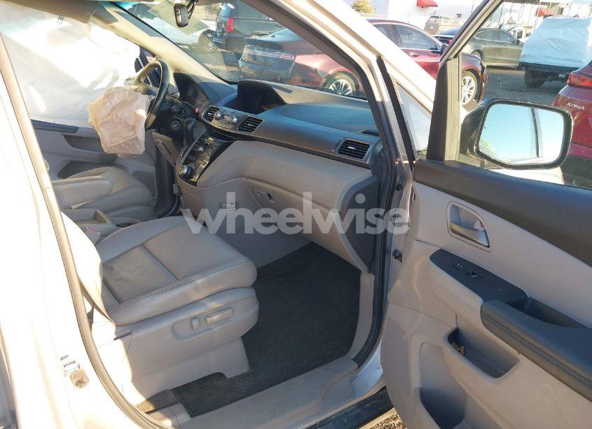 Photo 5 of 2012 Honda Odyssey EX-L (VIN 5FNRL5H60CB061133)