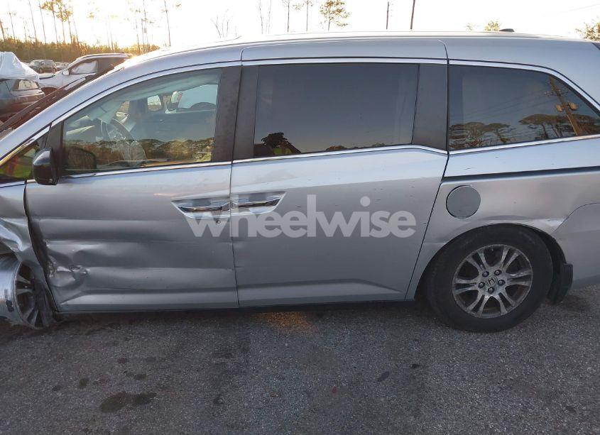 Photo 6 of 2012 Honda Odyssey EX-L (VIN 5FNRL5H60CB061133)