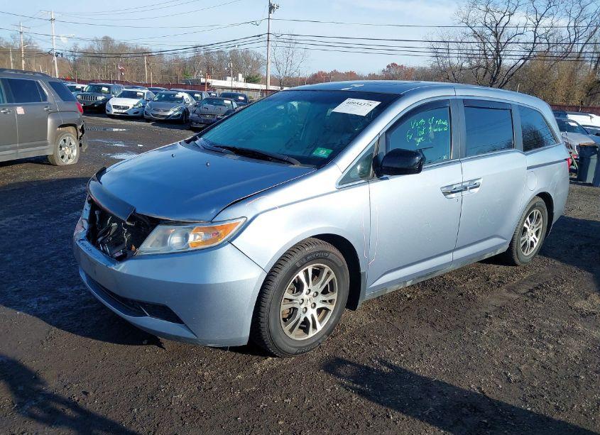 Photo 2 of 2012 Honda Odyssey EX-L (VIN 5FNRL5H60CB099820)