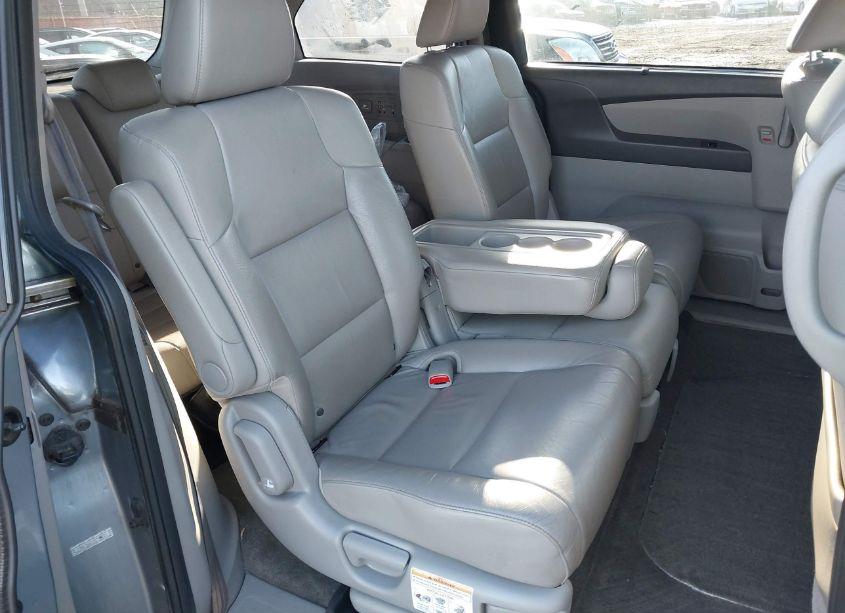 Photo 8 of 2012 Honda Odyssey EX-L (VIN 5FNRL5H60CB099820)