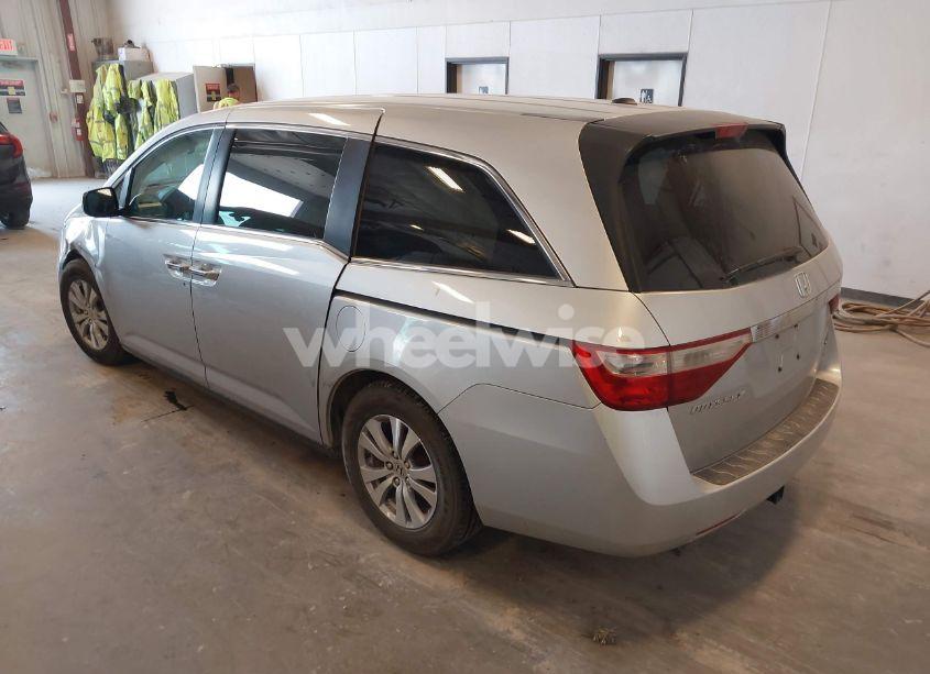 Photo 3 of 2012 Honda Odyssey EX-L (VIN 5FNRL5H60CB106443)