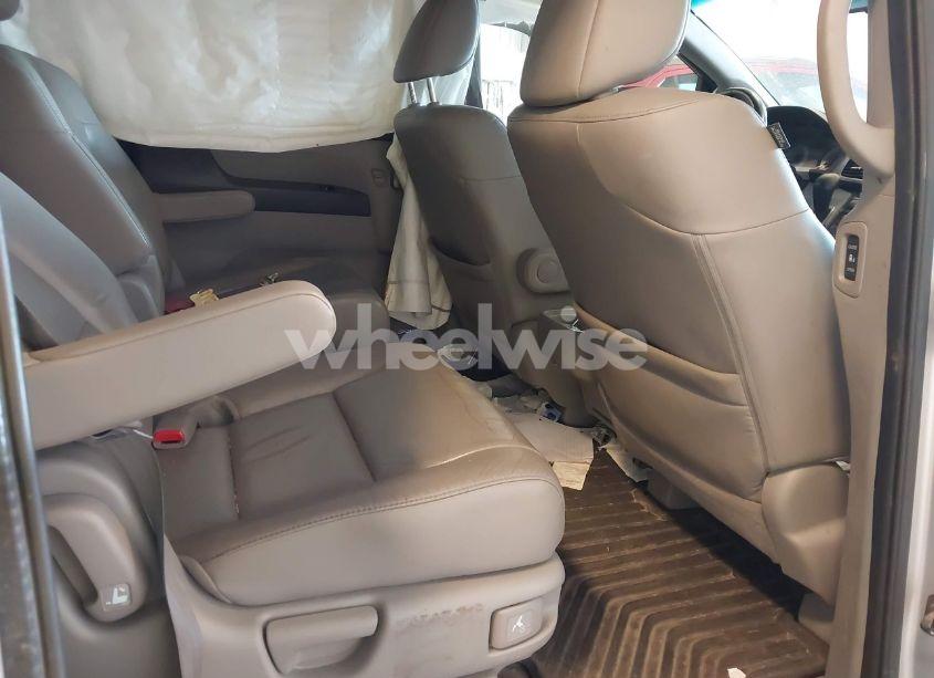 Photo 8 of 2012 Honda Odyssey EX-L (VIN 5FNRL5H60CB106443)