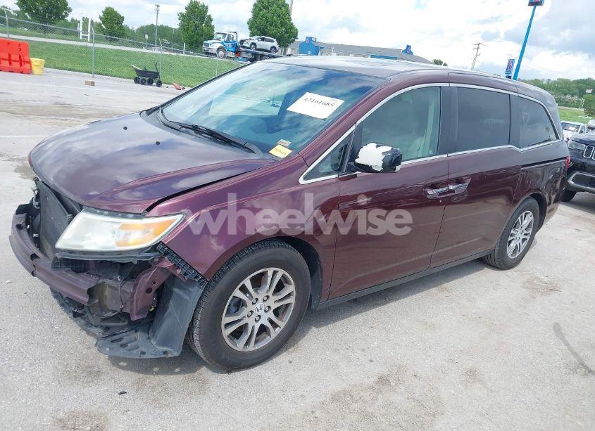 Photo 2 of 2012 Honda Odyssey EX-L (VIN 5FNRL5H60CB121041)