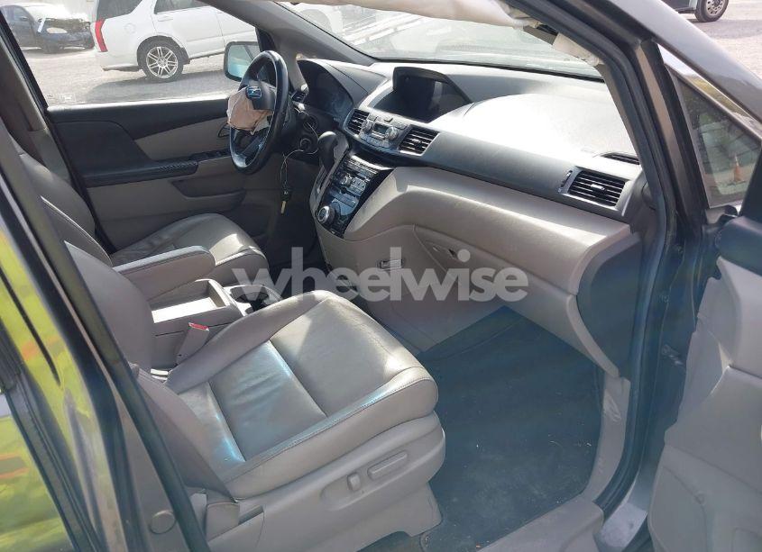 Photo 5 of 2012 Honda Odyssey EX-L (VIN 5FNRL5H60CB146568)