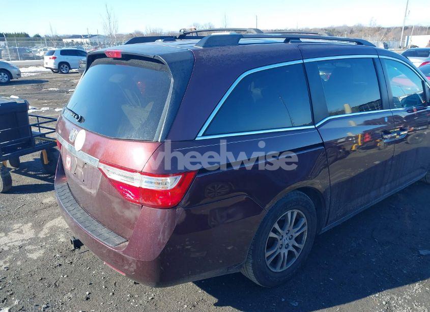 Photo 4 of 2013 Honda Odyssey EX-L (VIN 5FNRL5H60DB008398)