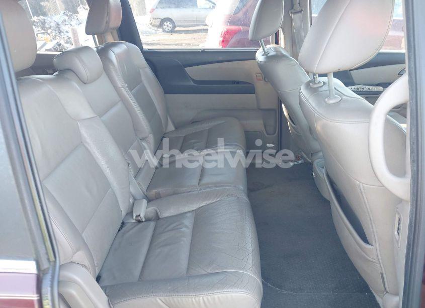 Photo 8 of 2013 Honda Odyssey EX-L (VIN 5FNRL5H60DB008398)