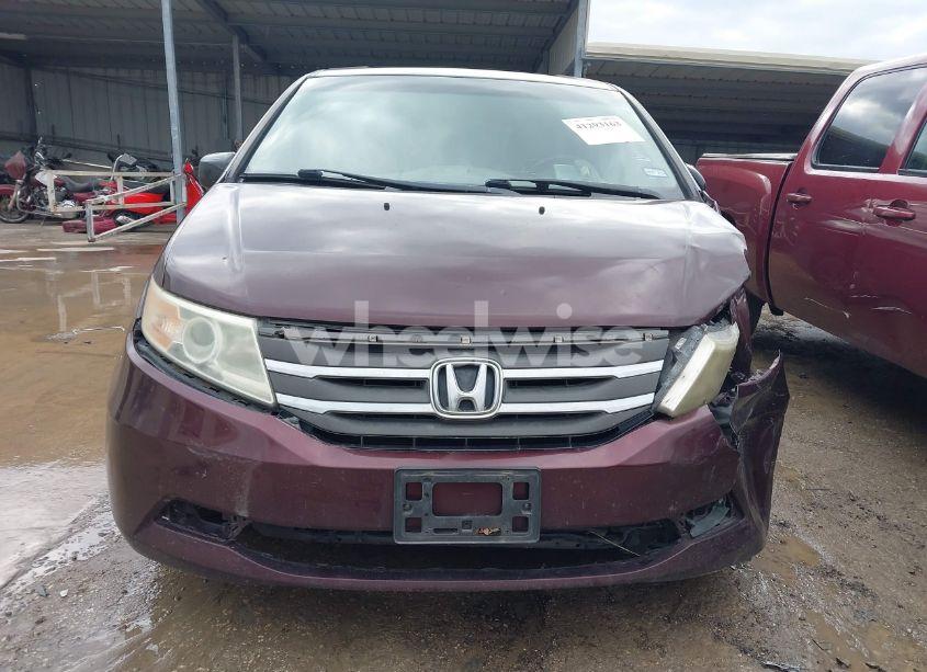 Photo 12 of 2013 Honda Odyssey EX-L (VIN 5FNRL5H60DB008949)