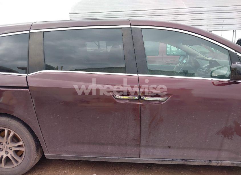 Photo 13 of 2013 Honda Odyssey EX-L (VIN 5FNRL5H60DB008949)