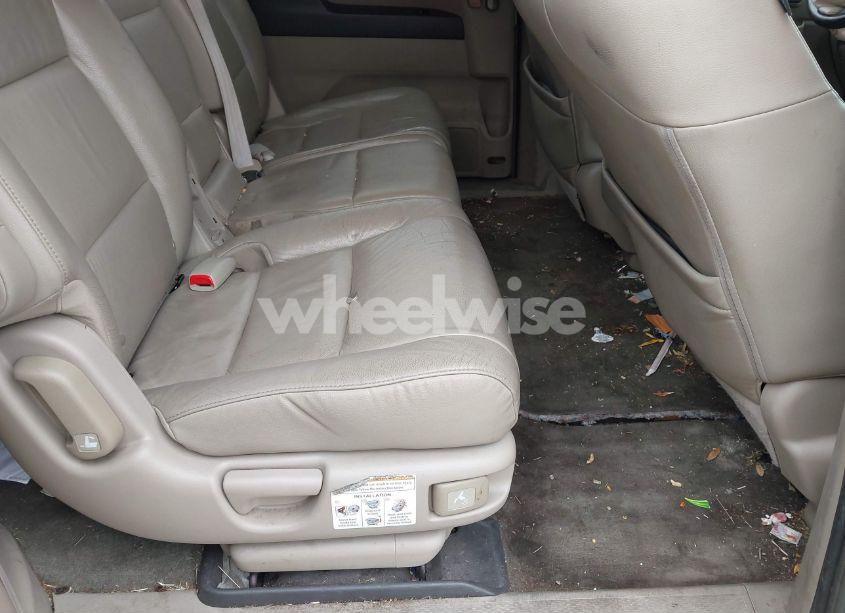 Photo 8 of 2013 Honda Odyssey EX-L (VIN 5FNRL5H60DB008949)