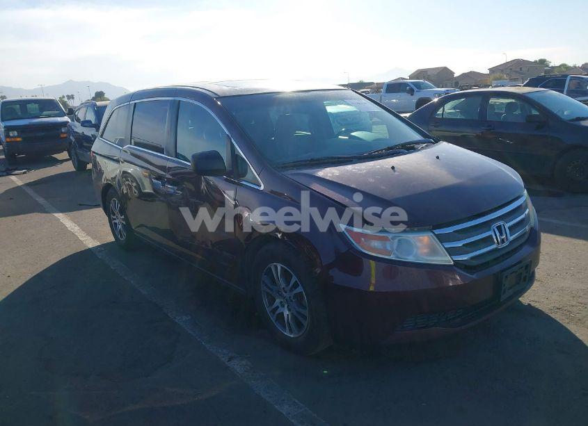 2013 Honda Odyssey EX-L (VIN 5FNRL5H60DB012581) main photo
