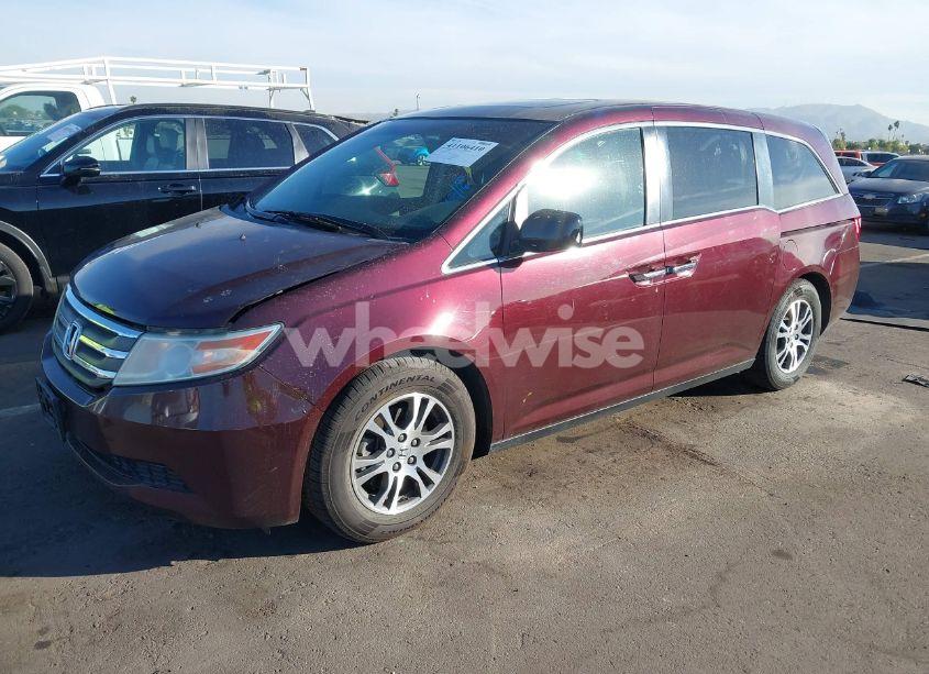 Photo 2 of 2013 Honda Odyssey EX-L (VIN 5FNRL5H60DB012581)