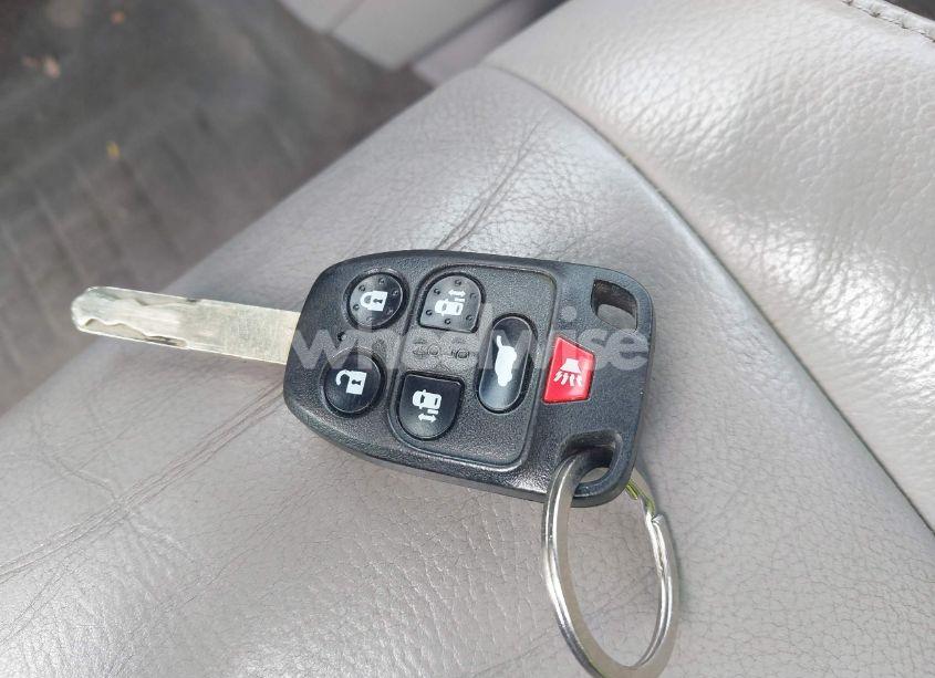 Photo 11 of 2013 Honda Odyssey EX-L (VIN 5FNRL5H60DB023354)