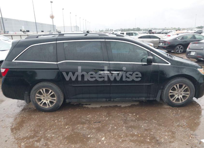 Photo 13 of 2013 Honda Odyssey EX-L (VIN 5FNRL5H60DB023645)