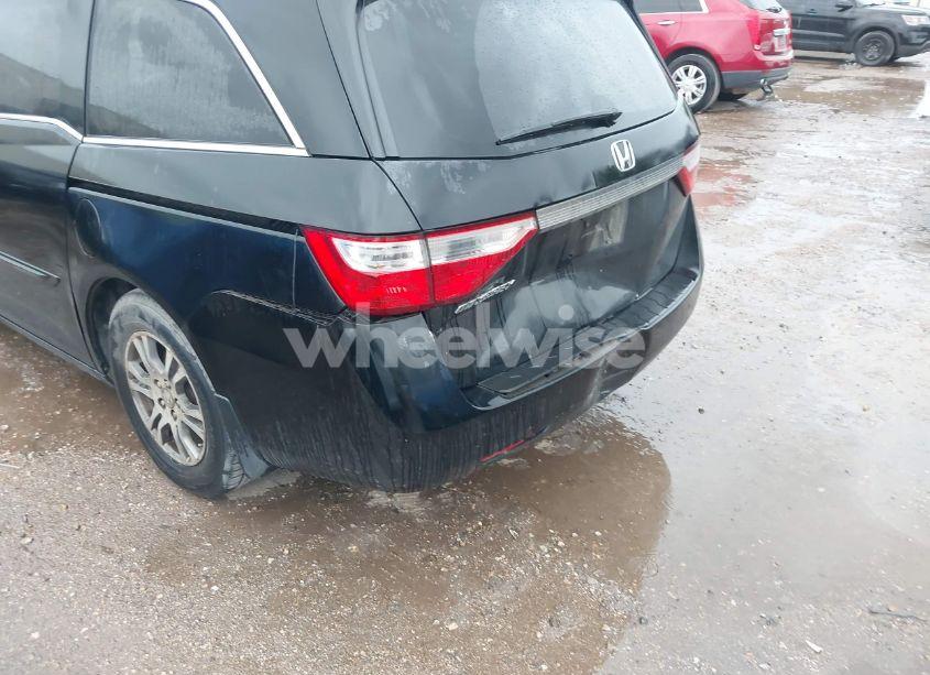 Photo 6 of 2013 Honda Odyssey EX-L (VIN 5FNRL5H60DB023645)