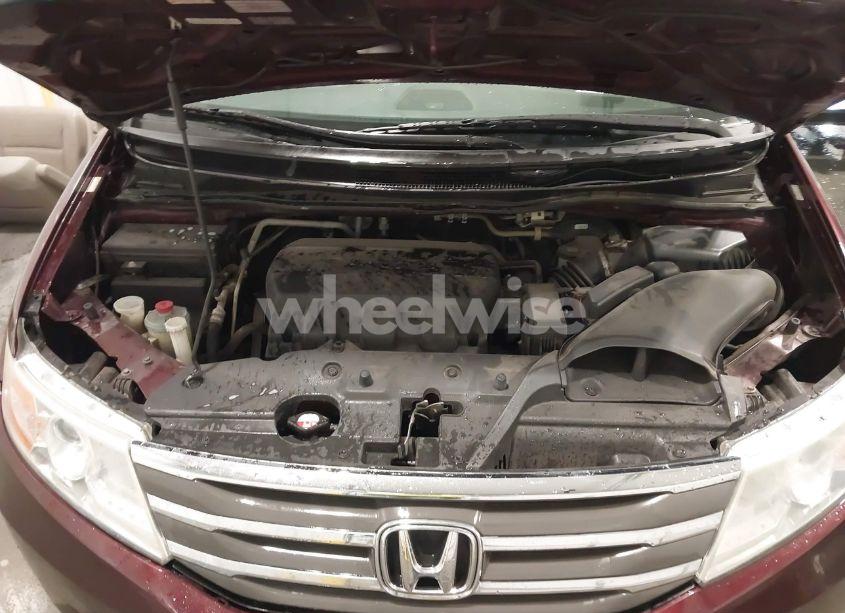 Photo 10 of 2013 Honda Odyssey EX-L (VIN 5FNRL5H60DB040235)
