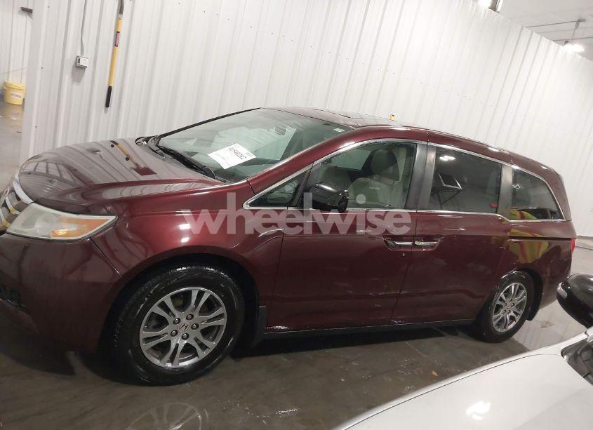 Photo 15 of 2013 Honda Odyssey EX-L (VIN 5FNRL5H60DB040235)