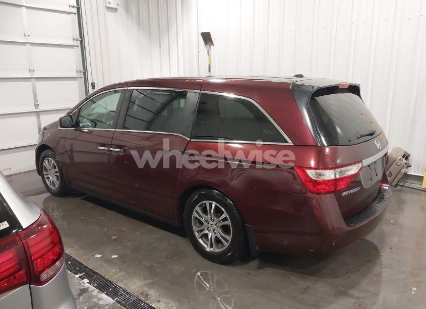 Photo 3 of 2013 Honda Odyssey EX-L (VIN 5FNRL5H60DB040235)