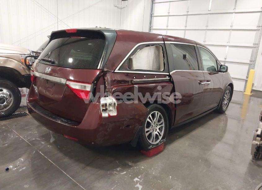 Photo 4 of 2013 Honda Odyssey EX-L (VIN 5FNRL5H60DB040235)