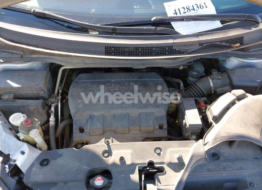 Photo 10 of 2013 Honda Odyssey EX-L (VIN 5FNRL5H60DB061442)