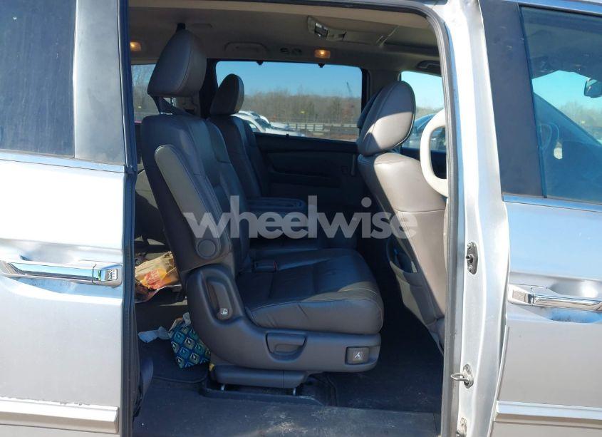 Photo 8 of 2013 Honda Odyssey EX-L (VIN 5FNRL5H60DB061442)