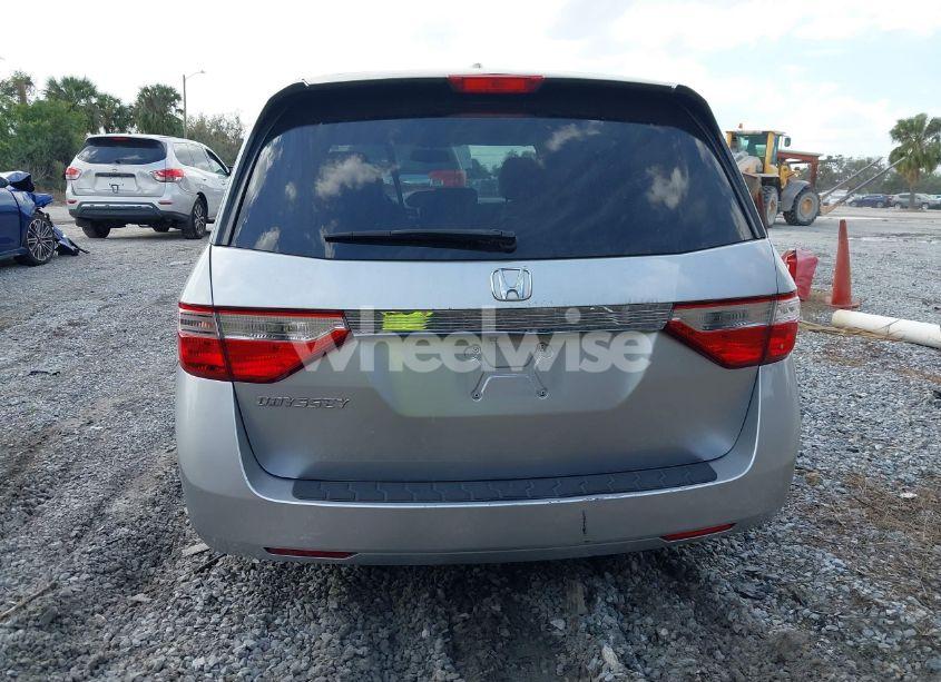 Photo 16 of 2013 Honda Odyssey EX-L (VIN 5FNRL5H60DB066561)