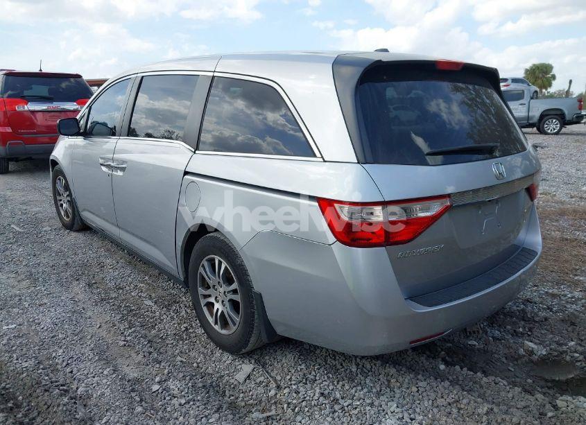 Photo 3 of 2013 Honda Odyssey EX-L (VIN 5FNRL5H60DB066561)