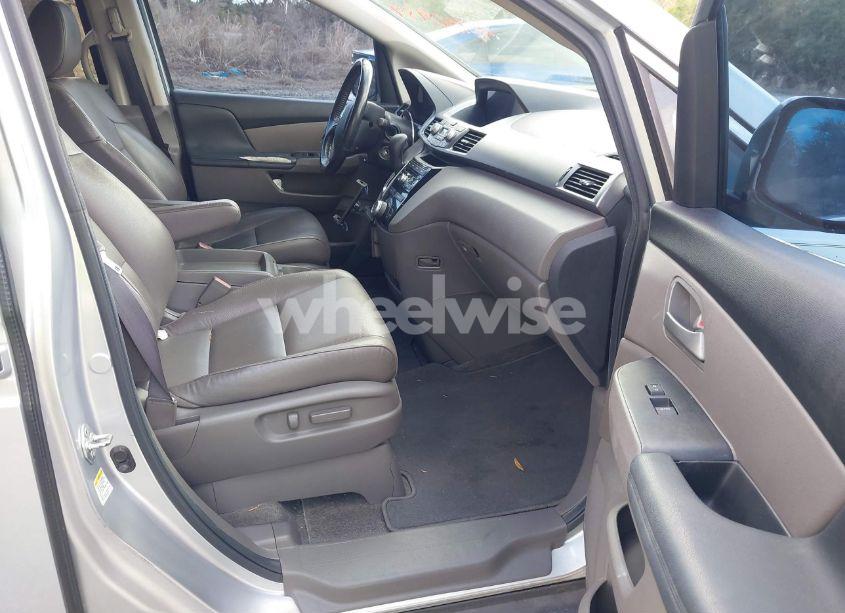 Photo 5 of 2013 Honda Odyssey EX-L (VIN 5FNRL5H60DB066561)