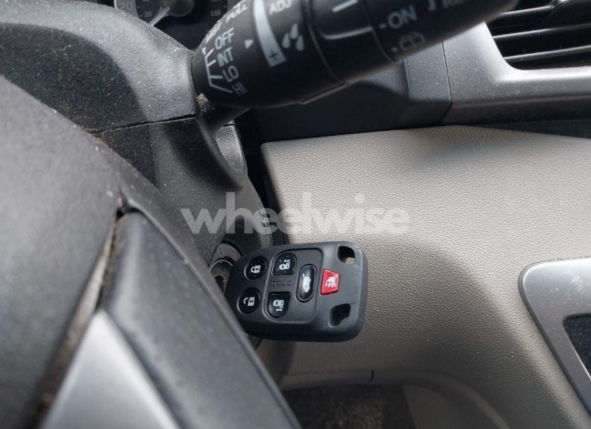 Photo 11 of 2013 Honda Odyssey EX-L (VIN 5FNRL5H60DB080637)
