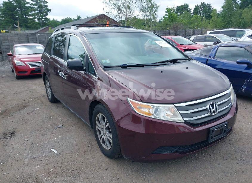 Photo 13 of 2013 Honda Odyssey EX-L (VIN 5FNRL5H60DB080637)