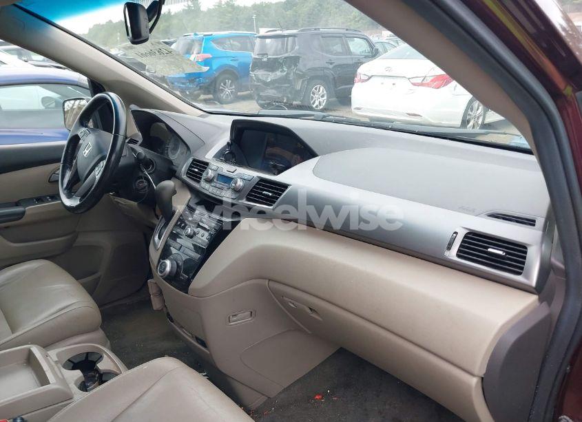 Photo 5 of 2013 Honda Odyssey EX-L (VIN 5FNRL5H60DB080637)