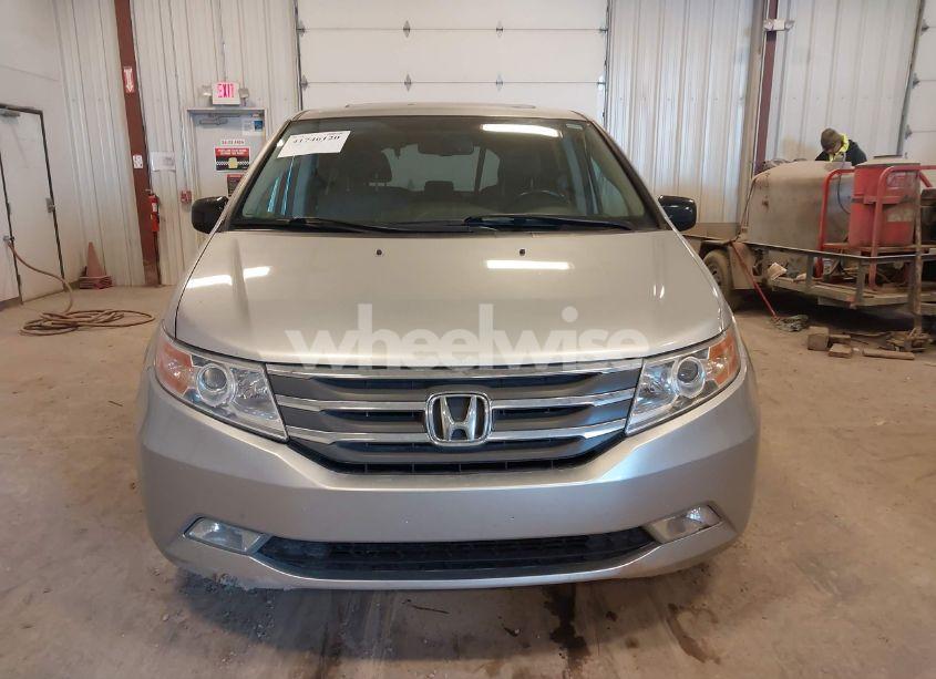 Photo 12 of 2013 Honda Odyssey EX-L (VIN 5FNRL5H60DB081500)