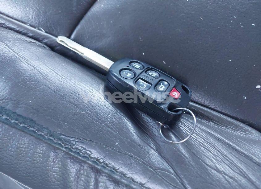 Photo 11 of 2013 Honda Odyssey EX-L (VIN 5FNRL5H60DB086731)