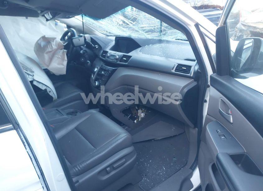 Photo 5 of 2013 Honda Odyssey EX-L (VIN 5FNRL5H60DB086731)