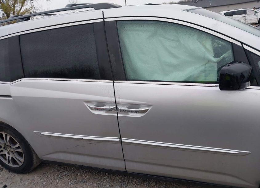 Photo 13 of 2013 Honda Odyssey EX-L (VIN 5FNRL5H60DB086888)